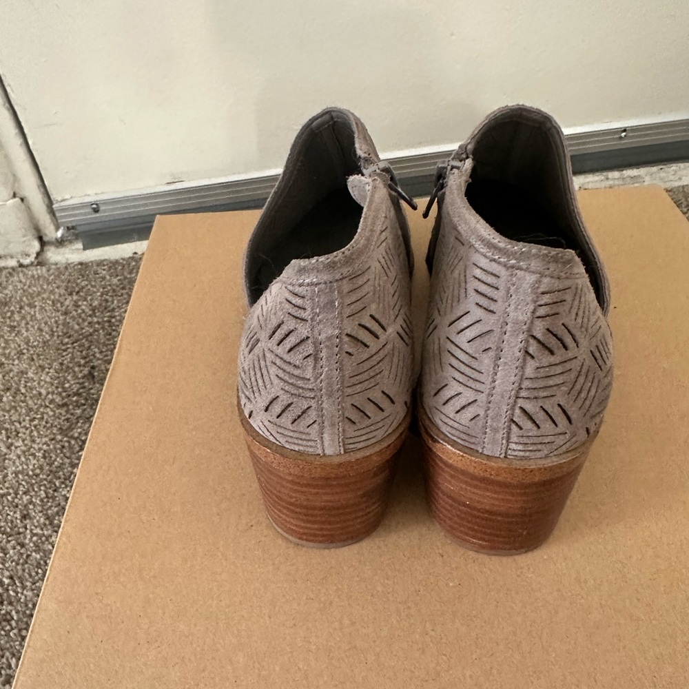 1State Geometric Style Shoes - Picture 4 of 5